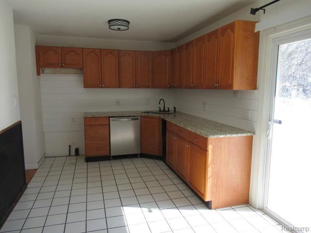 10 3rd Street, Mount Clemens, MI 48043