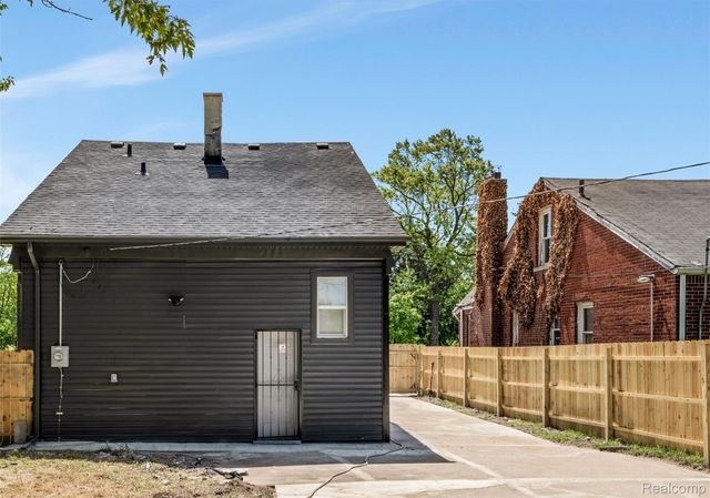 14219 Corbett Street, Detroit, MI 48213