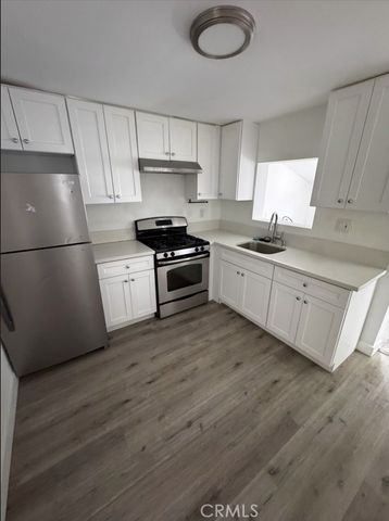 563 W 12th Street, San Pedro, CA 90731