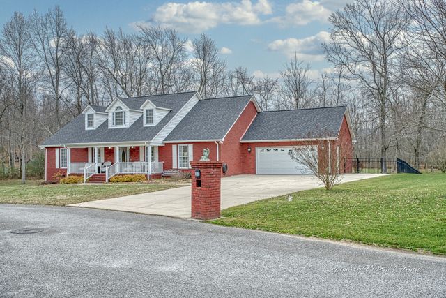 317 Taylor Cir, Cookeville, TN 38506