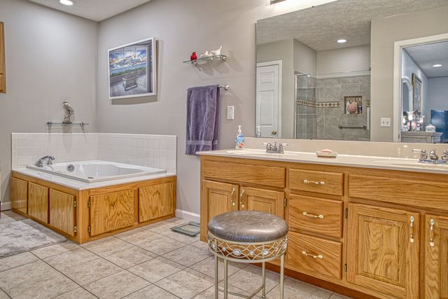 317 Taylor Cir, Cookeville, TN 38506