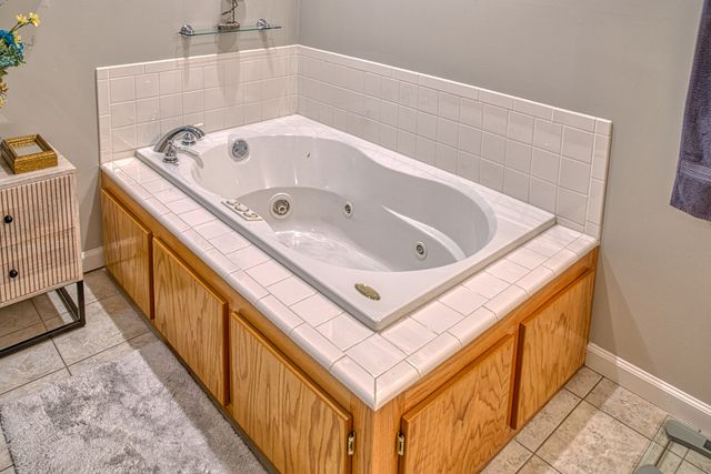 317 Taylor Cir, Cookeville, TN 38506