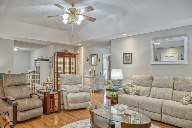 317 Taylor Cir, Cookeville, TN 38506