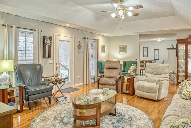 317 Taylor Cir, Cookeville, TN 38506