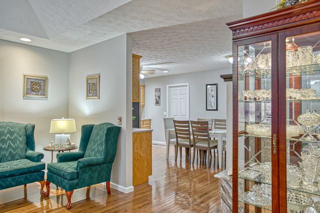 317 Taylor Cir, Cookeville, TN 38506