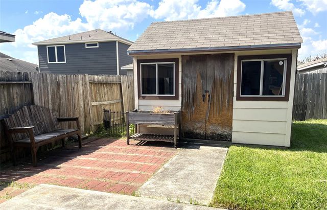 9523 Brandon Rock Lane, Houston, TX 77044