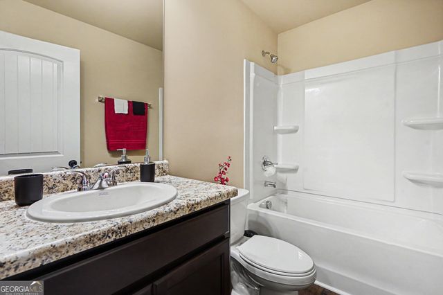 102 Douglas Fir Drive, Jackson, GA 30233
