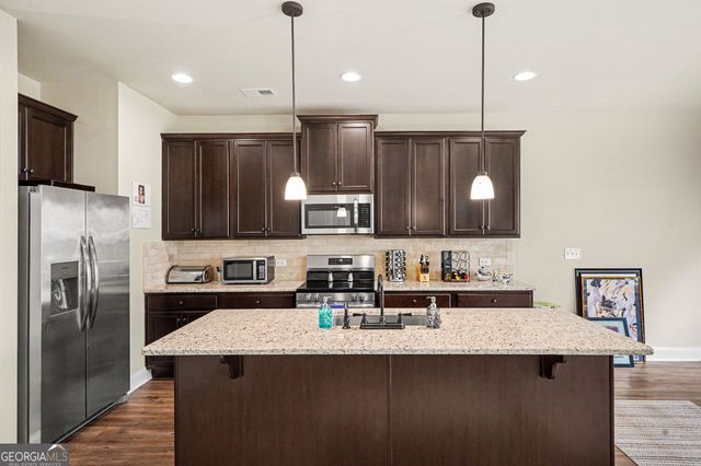 102 Douglas Fir Drive, Jackson, GA 30233