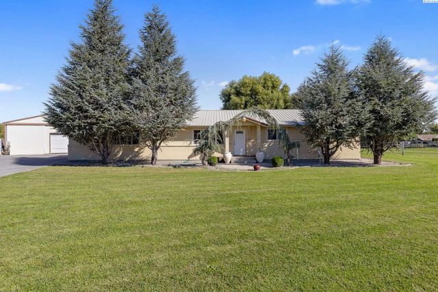 210506 E Cochran Rd, Kennewick, WA 99337