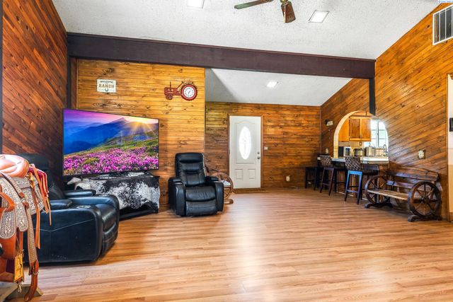 210506 E Cochran Rd, Kennewick, WA 99337