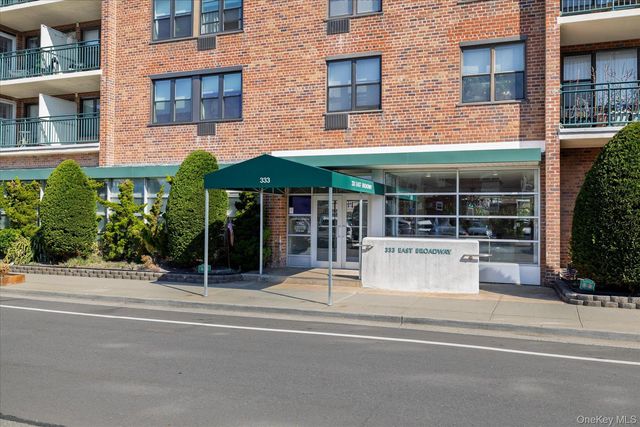 333 E Broadway 4H, Long Beach, NY 11561