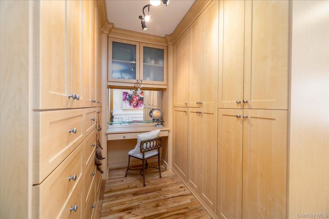 333 E Broadway 4H, Long Beach, NY 11561