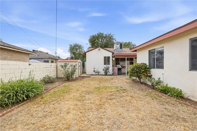 836 N 10th, Upland, CA 91786