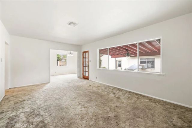 836 N 10th, Upland, CA 91786