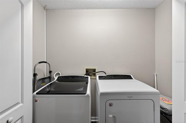 1533 GUNSMITH DRIVE, Lutz, FL 33559