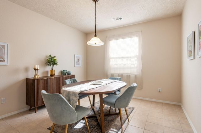 2403 Salinas Avenue SE, Rio Rancho, NM 87124