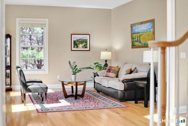 1 Bramble Trail, Newtown, CT 06470