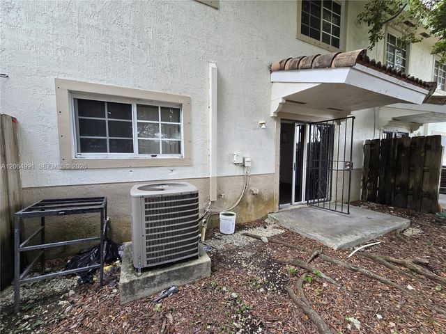 14142 SW 260th St 105, Homestead, FL 33032