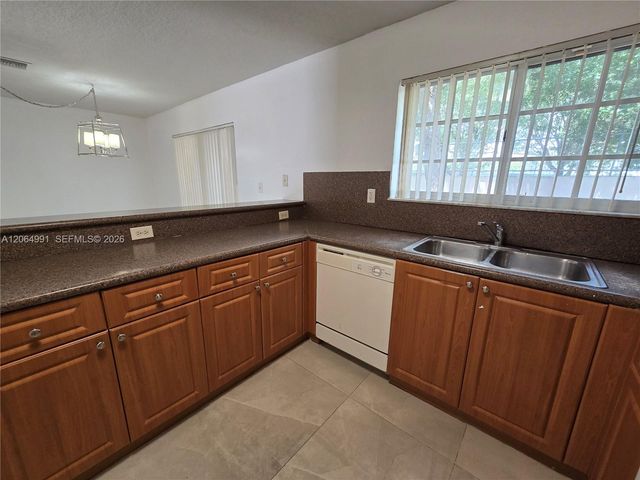 14142 SW 260th St 105, Homestead, FL 33032