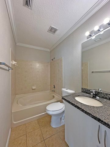 140 SW Peacock SW 21-204 Port St. Lucie 21-204, Port St Lucie, FL 34986