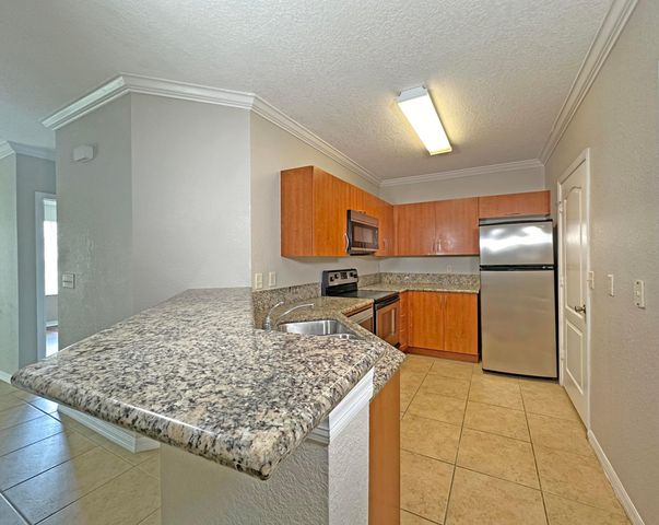 140 SW Peacock SW 21-204 Port St. Lucie 21-204, Port St Lucie, FL 34986