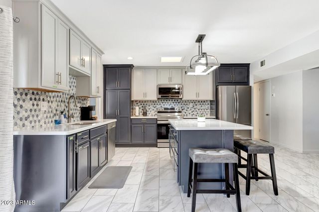 1524 E Broadmor Drive, Tempe, AZ 85282