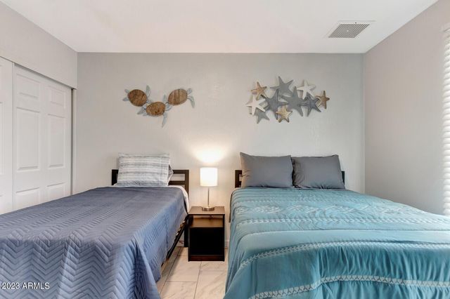 1524 E Broadmor Drive, Tempe, AZ 85282