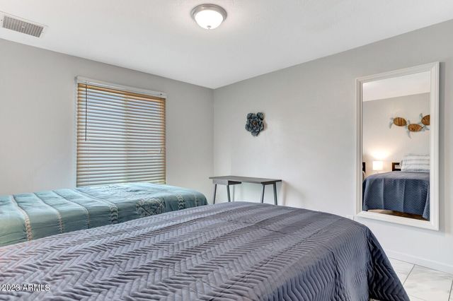 1524 E Broadmor Drive, Tempe, AZ 85282