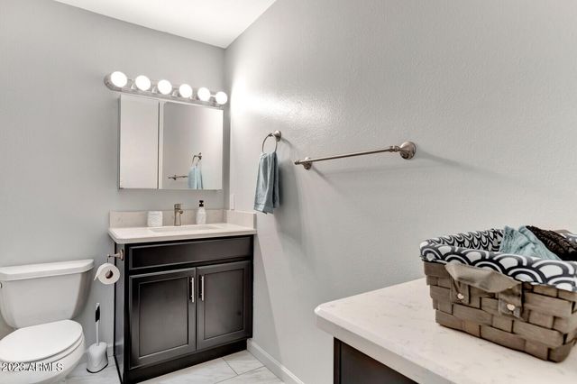 1524 E Broadmor Drive, Tempe, AZ 85282
