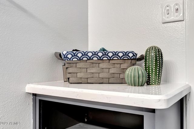1524 E Broadmor Drive, Tempe, AZ 85282