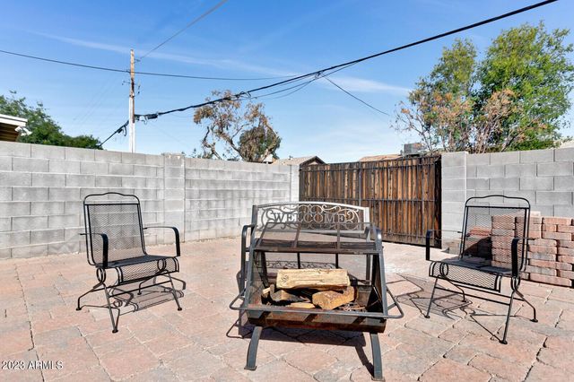 1524 E Broadmor Drive, Tempe, AZ 85282
