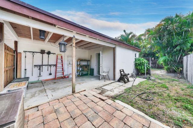 1101 SW 1st Avenue, Pompano Beach, FL 33060