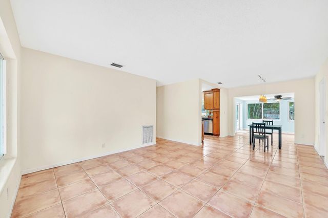 1101 SW 1st Avenue, Pompano Beach, FL 33060