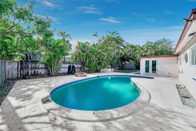 1101 SW 1st Avenue, Pompano Beach, FL 33060