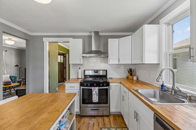 1419 Randolph Avenue, Saint Paul, MN 55105