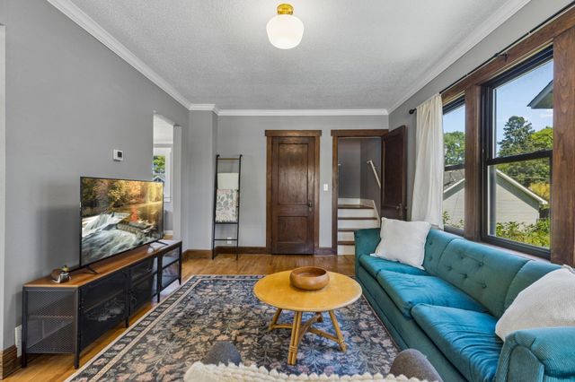 1419 Randolph Avenue, Saint Paul, MN 55105