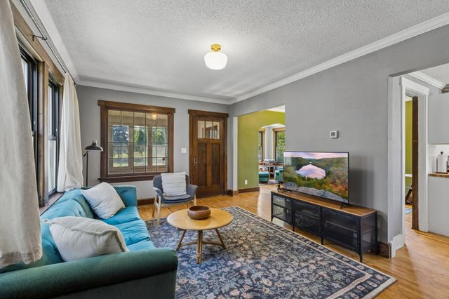 1419 Randolph Avenue, Saint Paul, MN 55105