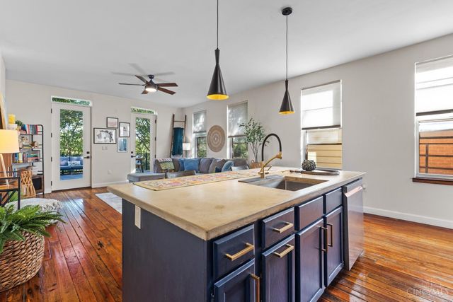 1716 Highland Avenue, Cincinnati, OH 45202