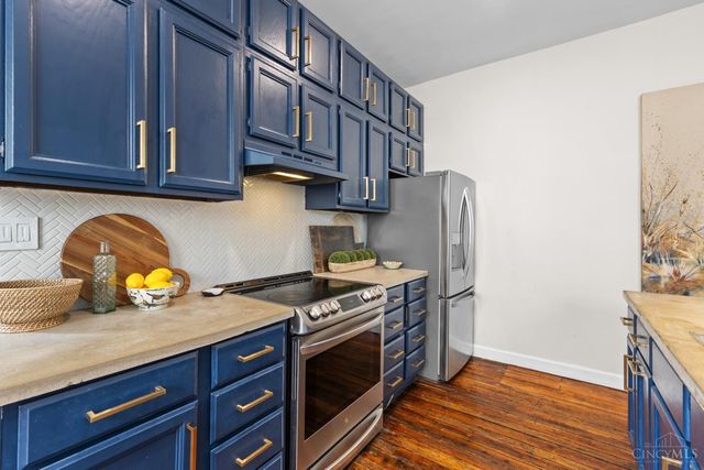 1716 Highland Avenue, Cincinnati, OH 45202