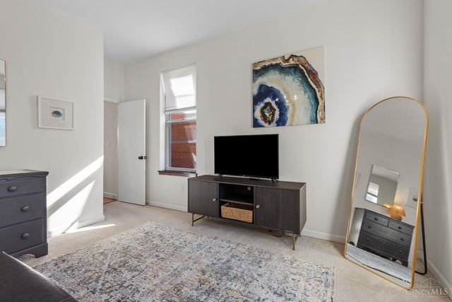 1716 Highland Avenue, Cincinnati, OH 45202