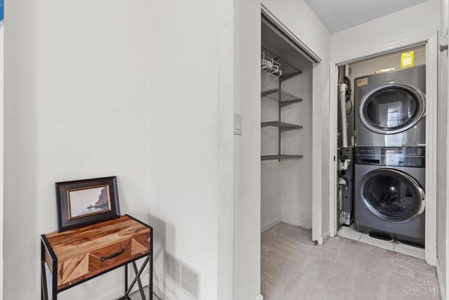 1716 Highland Avenue, Cincinnati, OH 45202