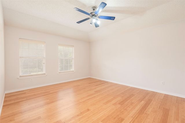 2305 Buckeye Drive, Mesquite, TX 75181