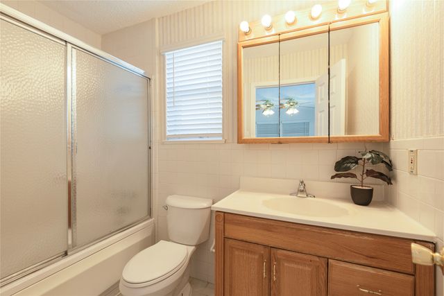 2305 Buckeye Drive, Mesquite, TX 75181