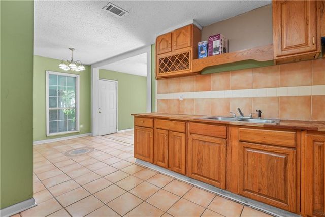 705 Stanton Road, Mobile, AL 36617