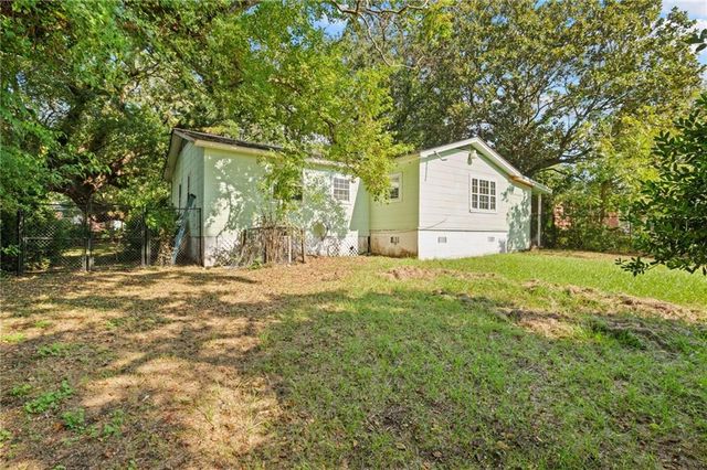 705 Stanton Road, Mobile, AL 36617