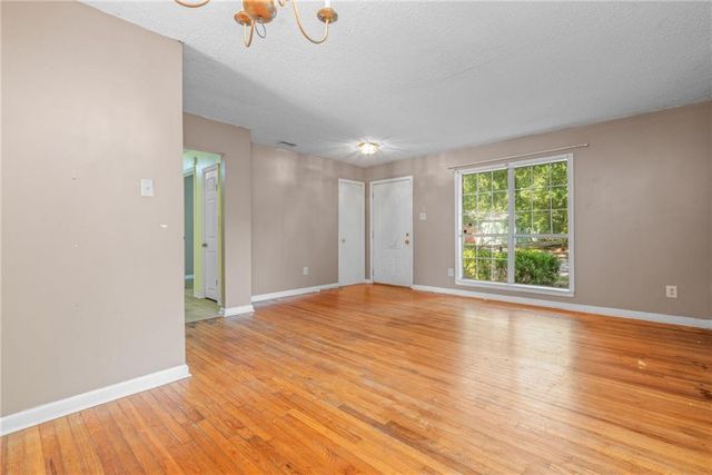 705 Stanton Road, Mobile, AL 36617