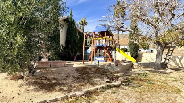 7590 Fairway, Yucca Valley, CA 92284