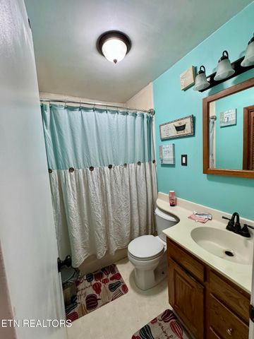 103 Albany Rd, Oak Ridge, TN 37830