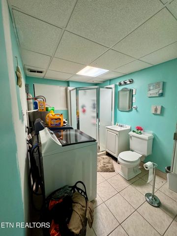 103 Albany Rd, Oak Ridge, TN 37830