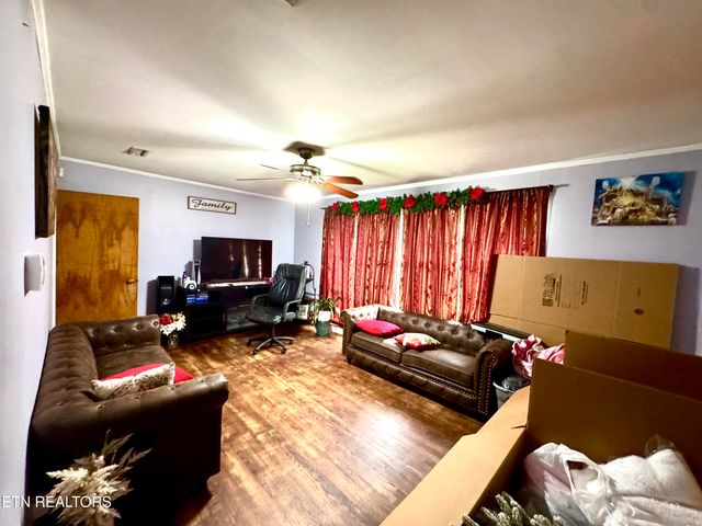 103 Albany Rd, Oak Ridge, TN 37830